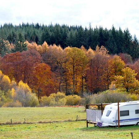Guillerin Caravan And Glamping Sornac Екстер'єр фото